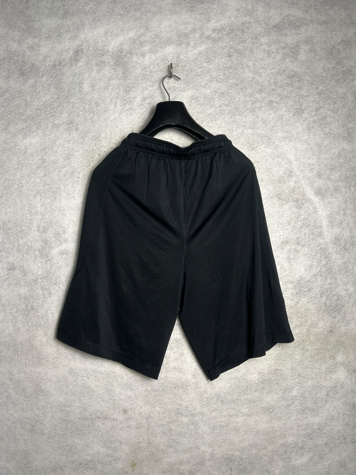 Under Armour Black - Medium