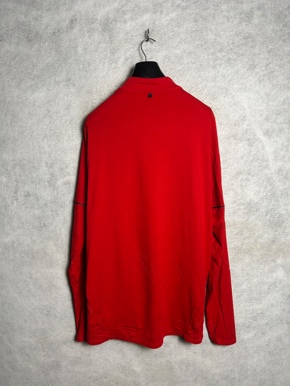Nike Dri Fit Red Full Sleeves Half Zip - XL