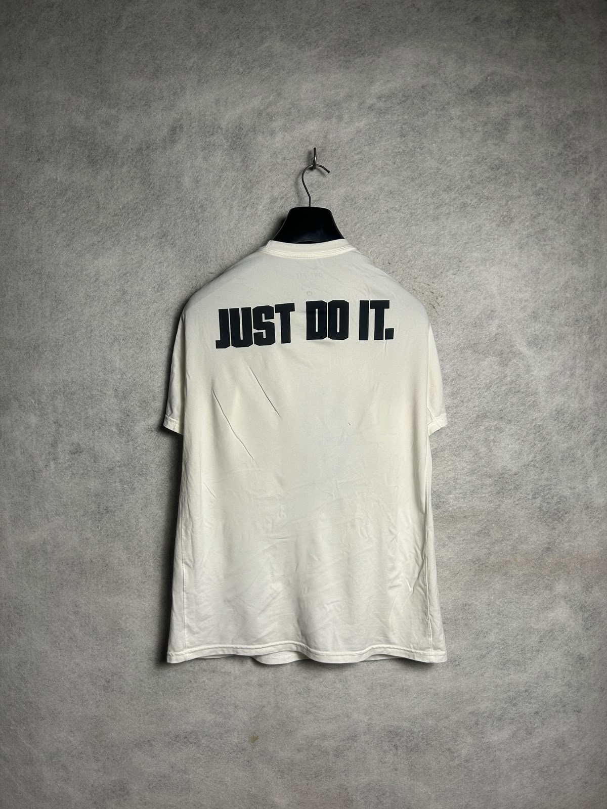 Nike Dri Fit White Round Neck - Medium
