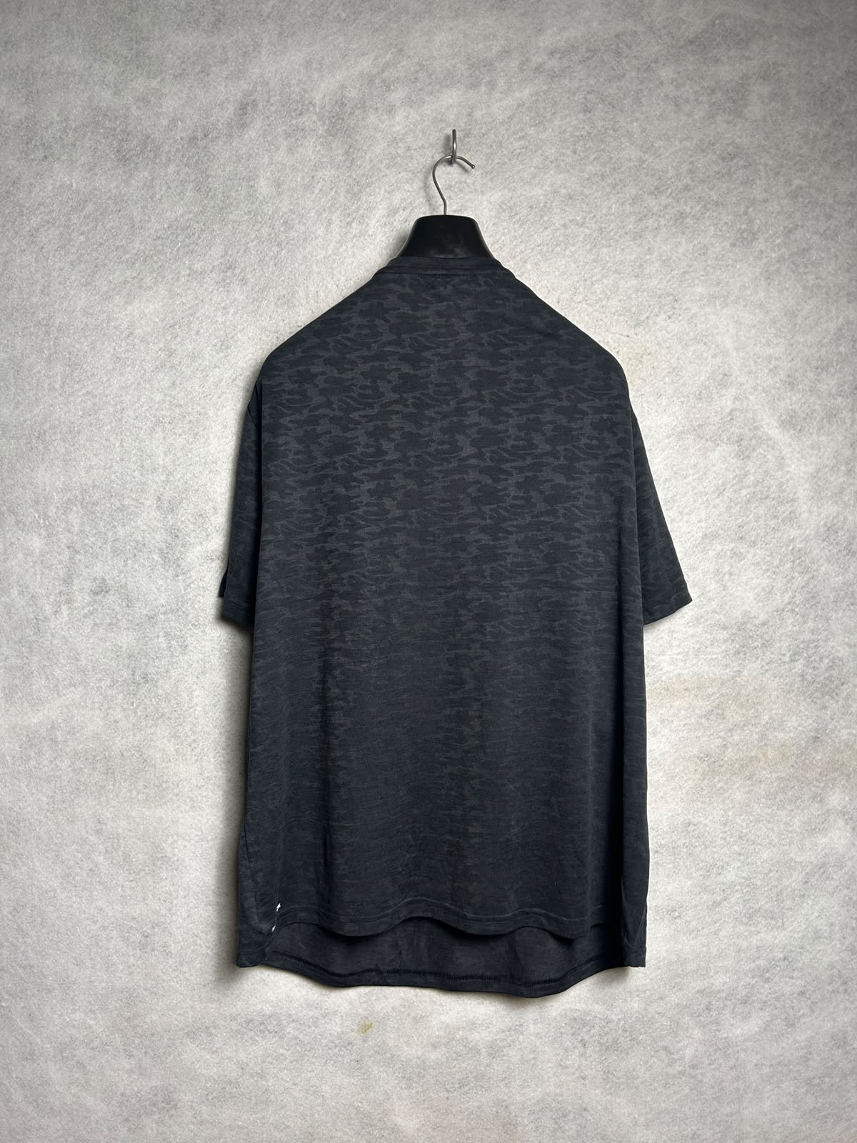 Reebok Black Round Neck - XL
