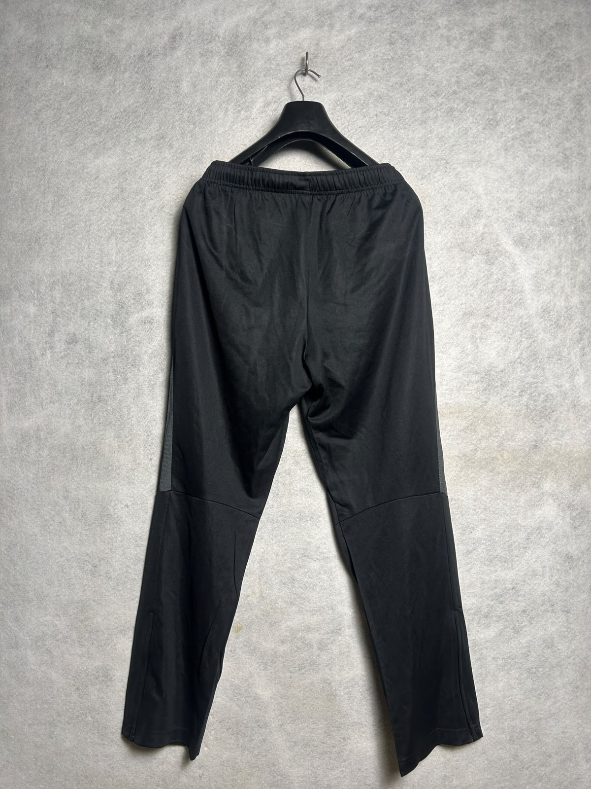 Nike Black - Large
