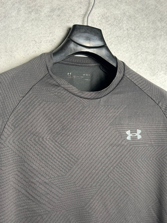 Under Armour Heat Gear Black Round Neck - Large