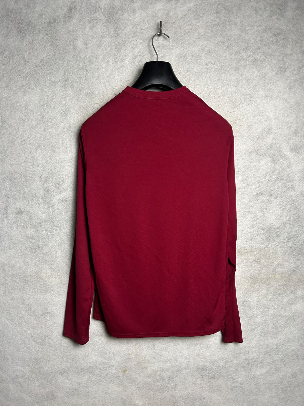 Nike Full Sleeves Round Neck - Medium