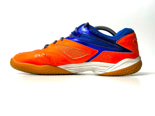 Yonex Power Cushion 600 - Euro 43