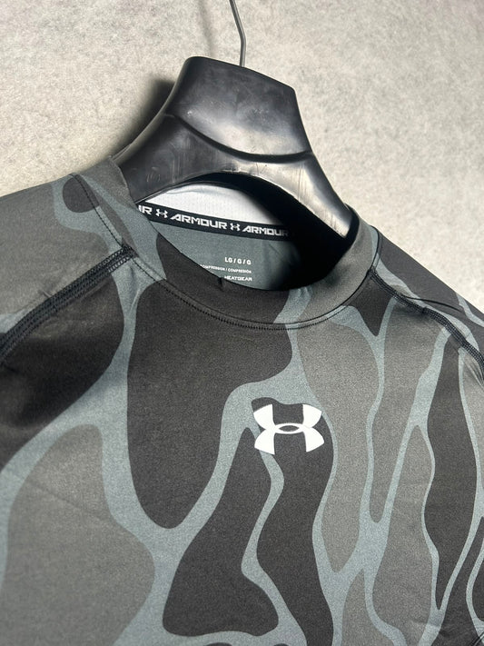 Under Armour Heat Gear Printed Full Sleeves Round Neck - Large