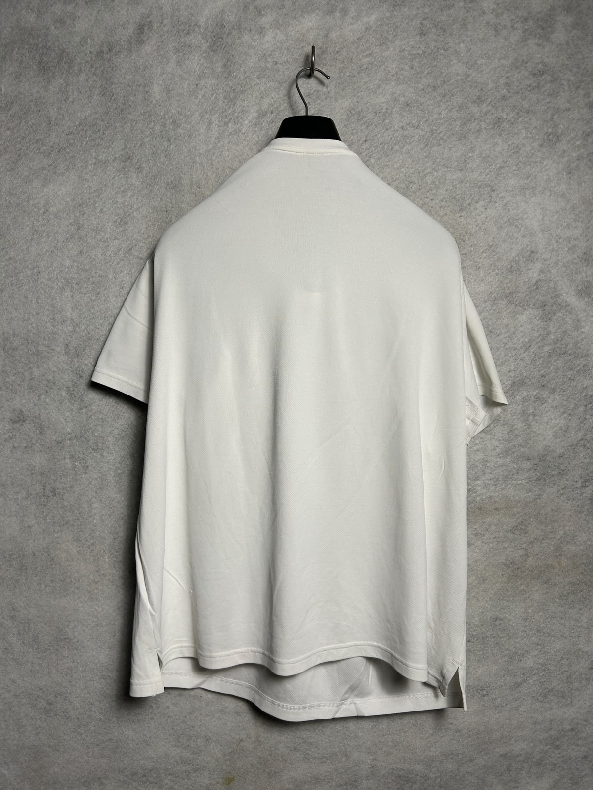 Nike Dri Fit White Round Neck - XL