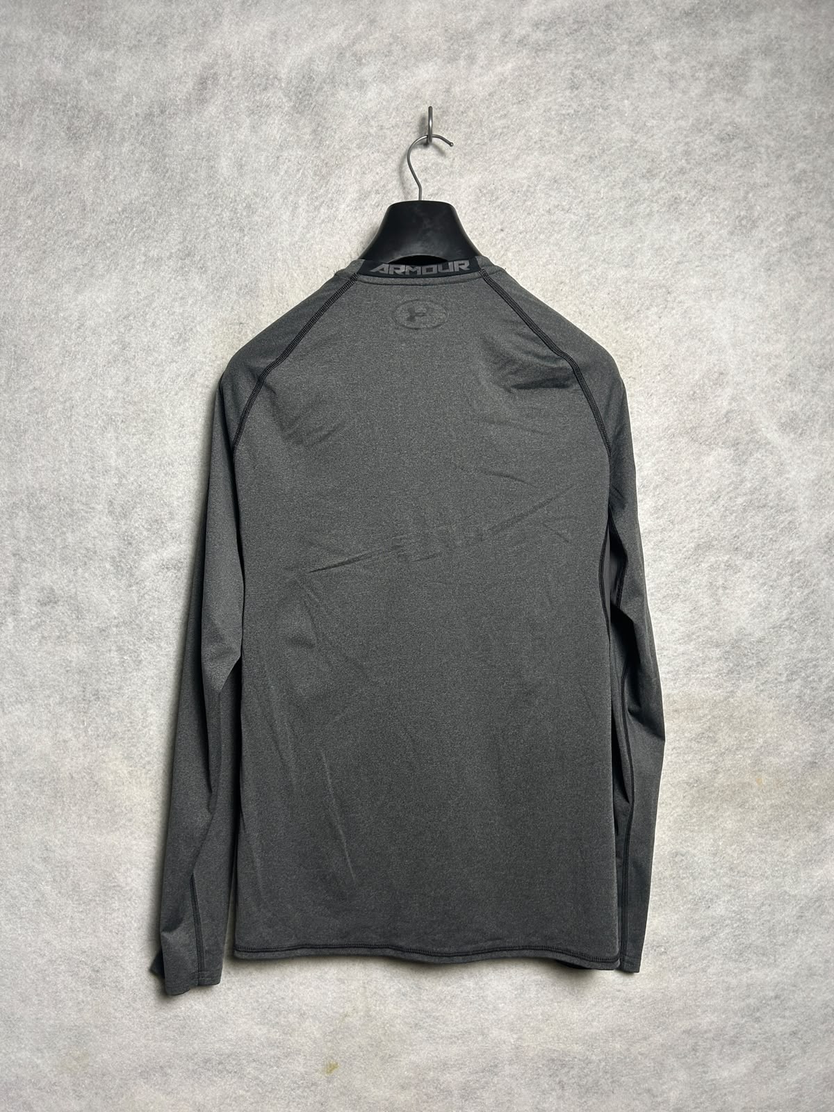Under Armour Heat Gear Grey Round Neck Full Sleeves - XL