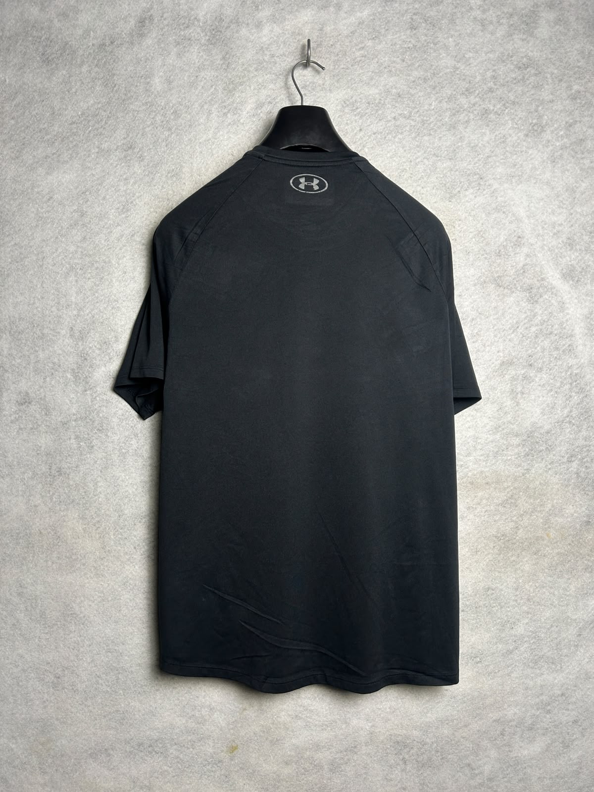 Under Armour The Tech Tee Black Round Neck - LG