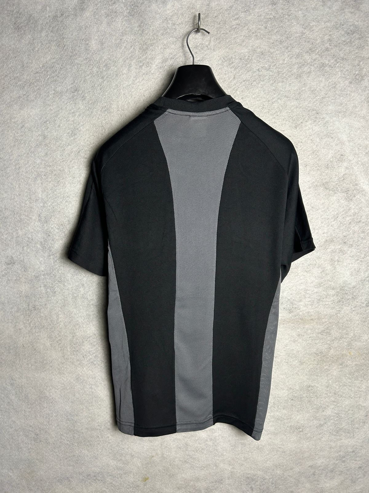 Nike Dri Fit Black Round Neck - Large