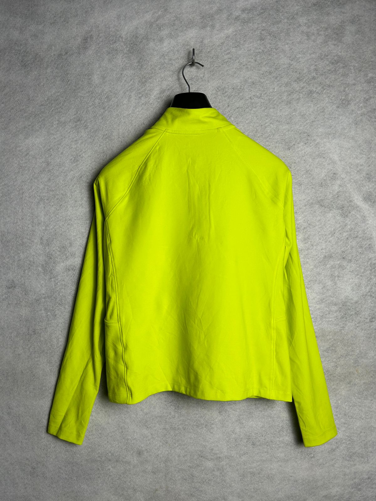 Reebok Neon Half Zip Full Sleeves - Large