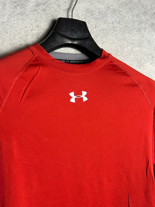 Under Armour Red Full Sleeves Round Neck - LG