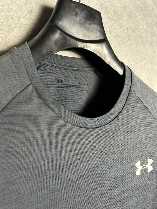 Under Armour Heat Gear Round Neck - Medium