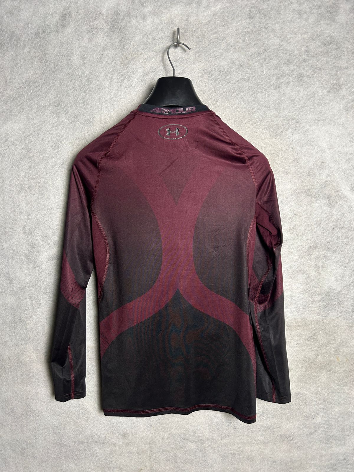 Under Armour Heat Gear Round Neck Full Sleeves - LG