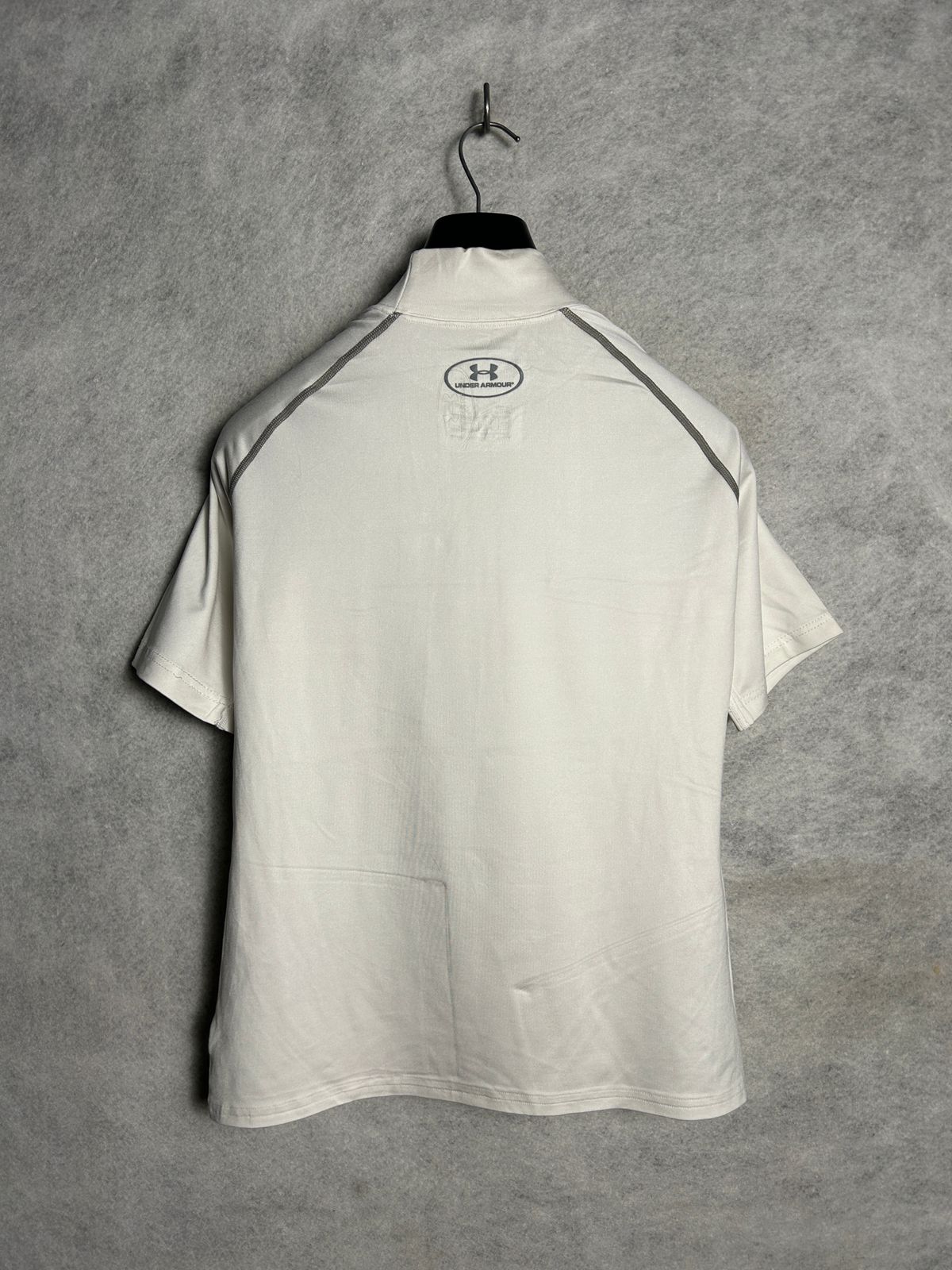 Under Armour Mock Neck White - Medium
