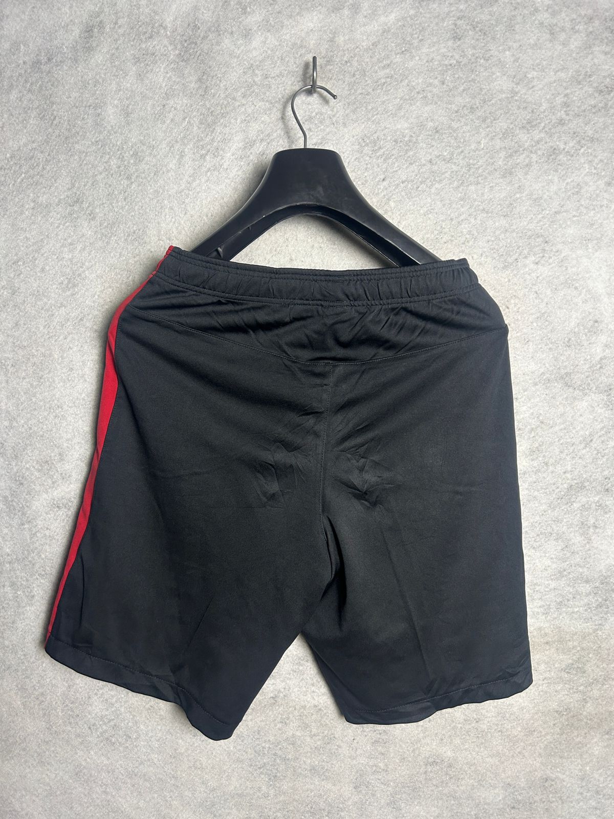 Nike Black And Red - Medium
