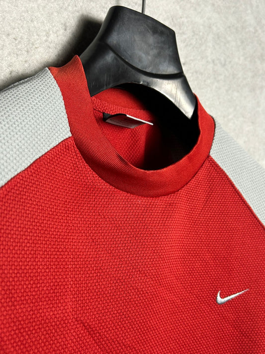 Nike Sphere Dry Red Round Neck - Small