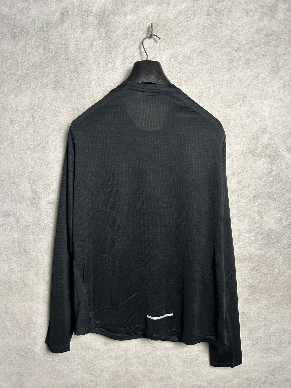 Nike Dri Fit Black Full Sleeves Round Neck - XL