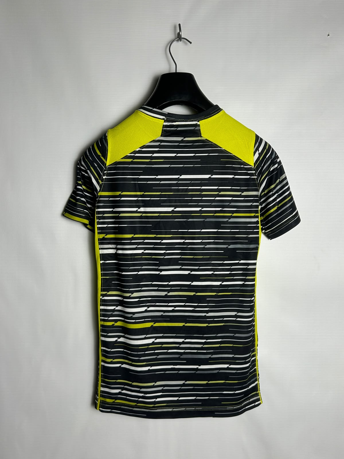 Nike Dri Fit Round Neck - Large