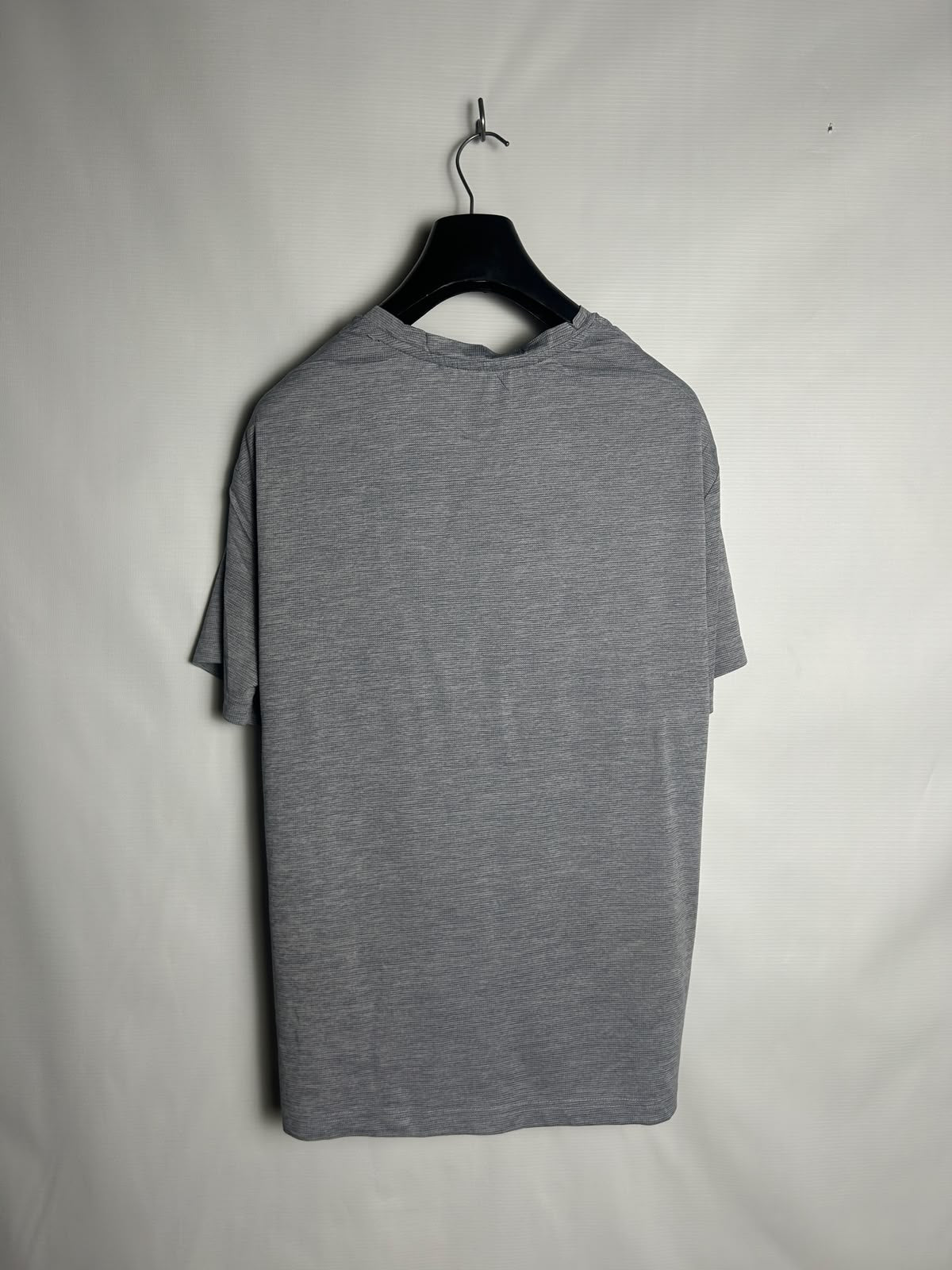 Reebok Grey Round Neck - Large