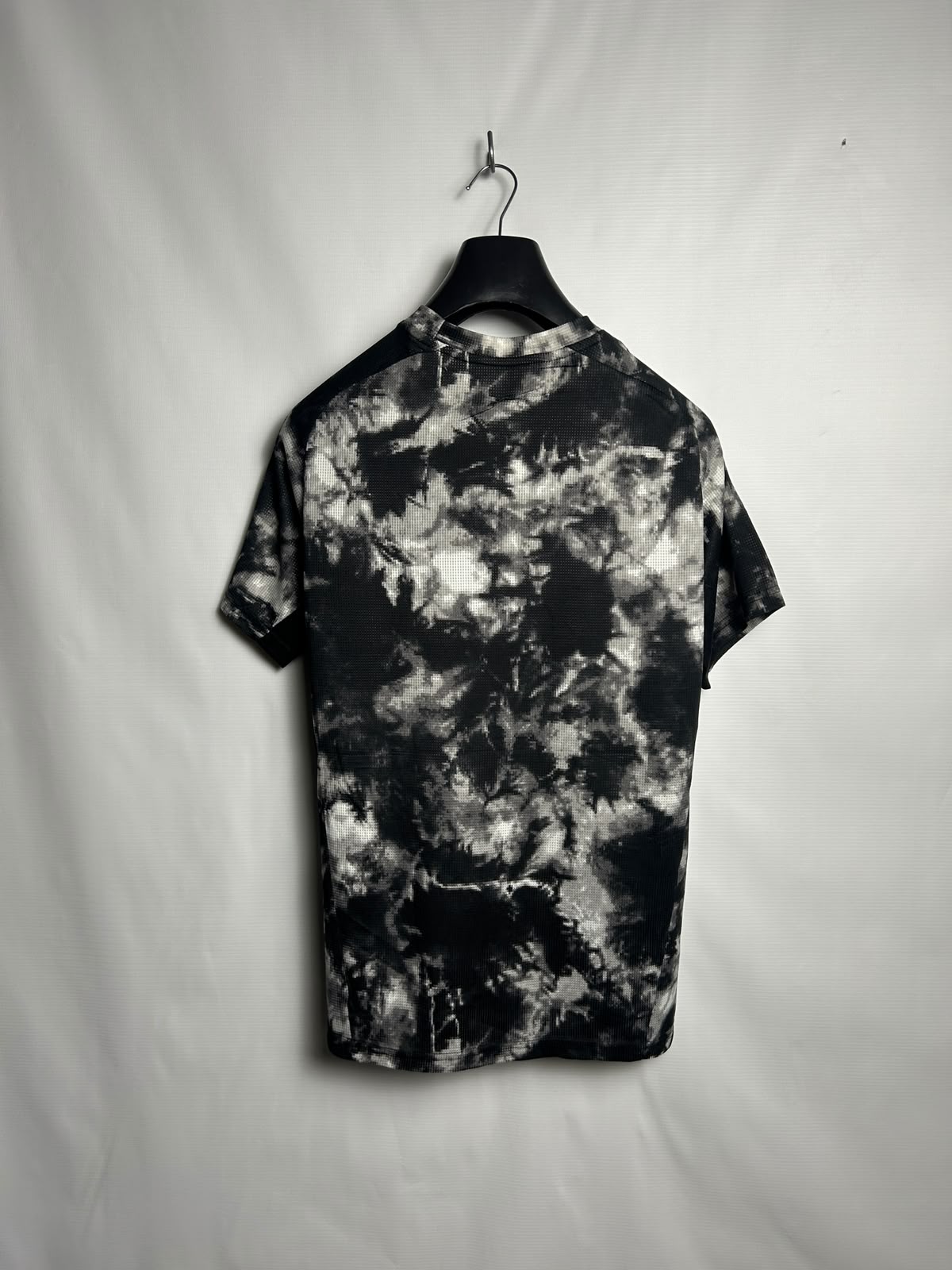 Puma Printed Round Neck - Medium