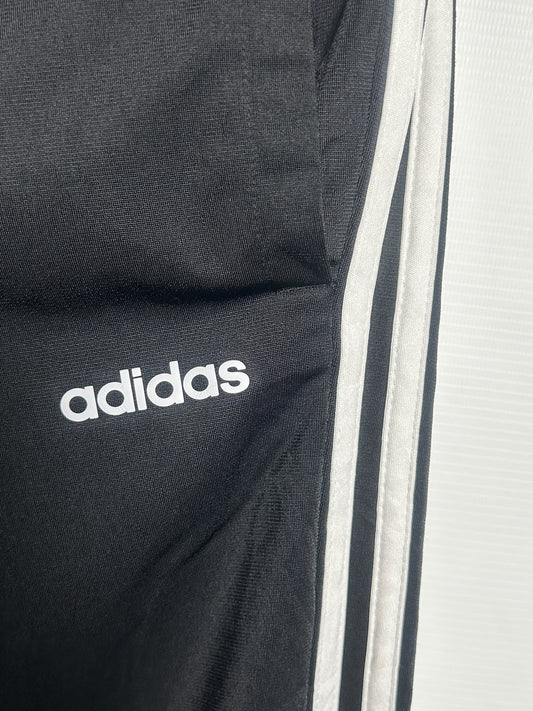 Adidas Black - Medium