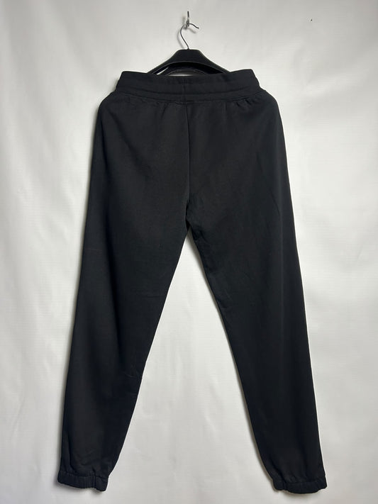 Plain Black - Medium