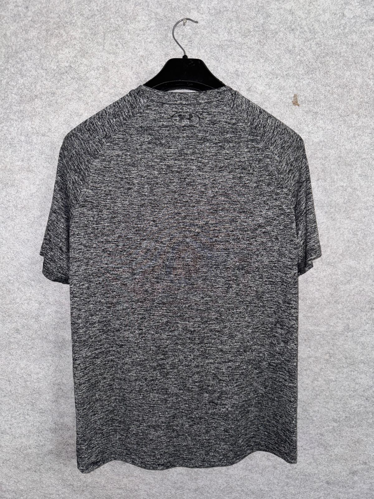 Pre Loved Under Armour Grey Tee - XXL