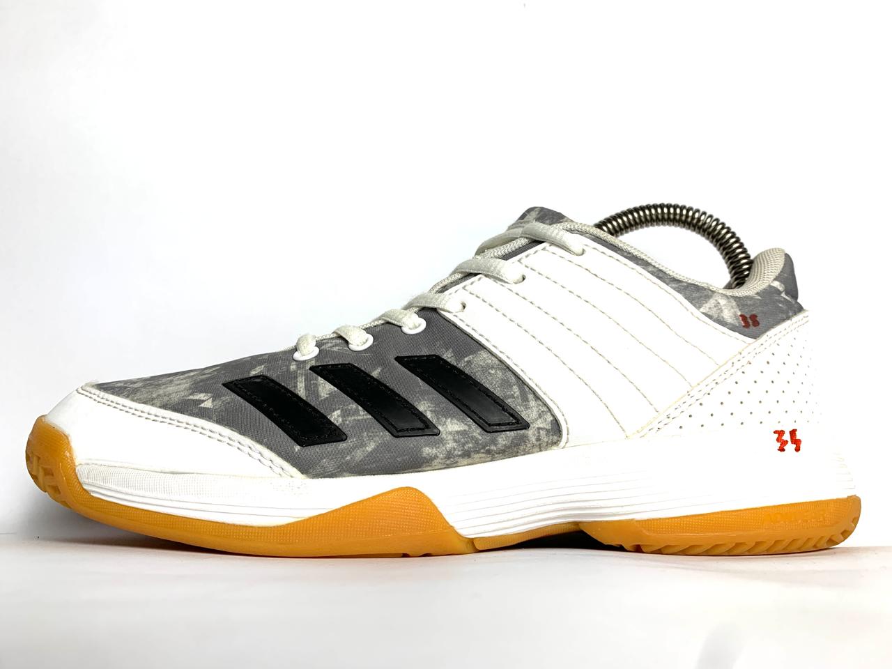 Adidas Ligra 5 - Euro 38