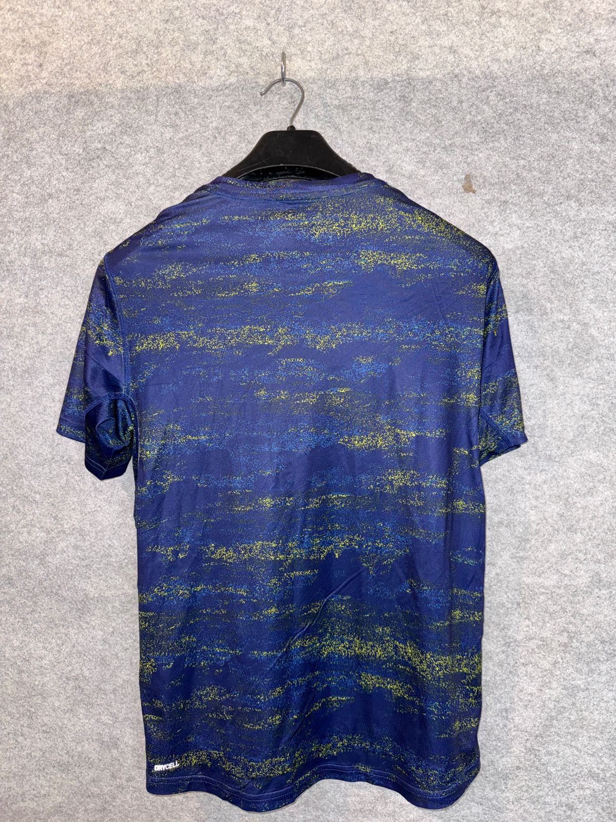 Puma Spray Print Round Neck - Small