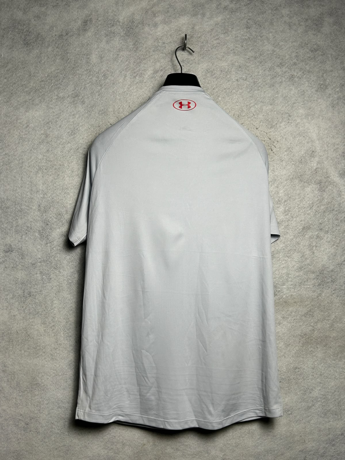 Under Armour Big Logo Round Neck - Medium