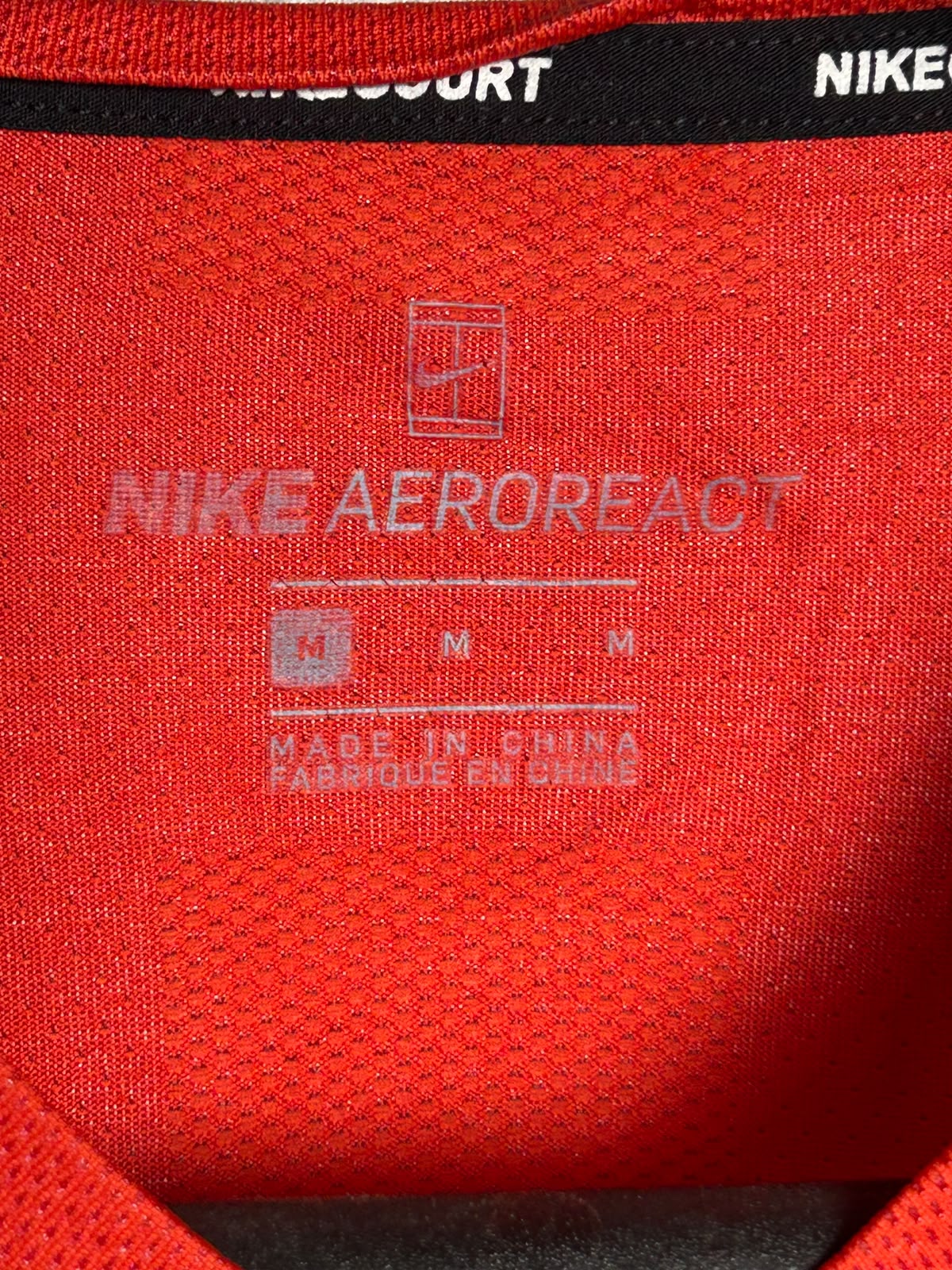 Nike Aeroreact Red V Neck - Medium