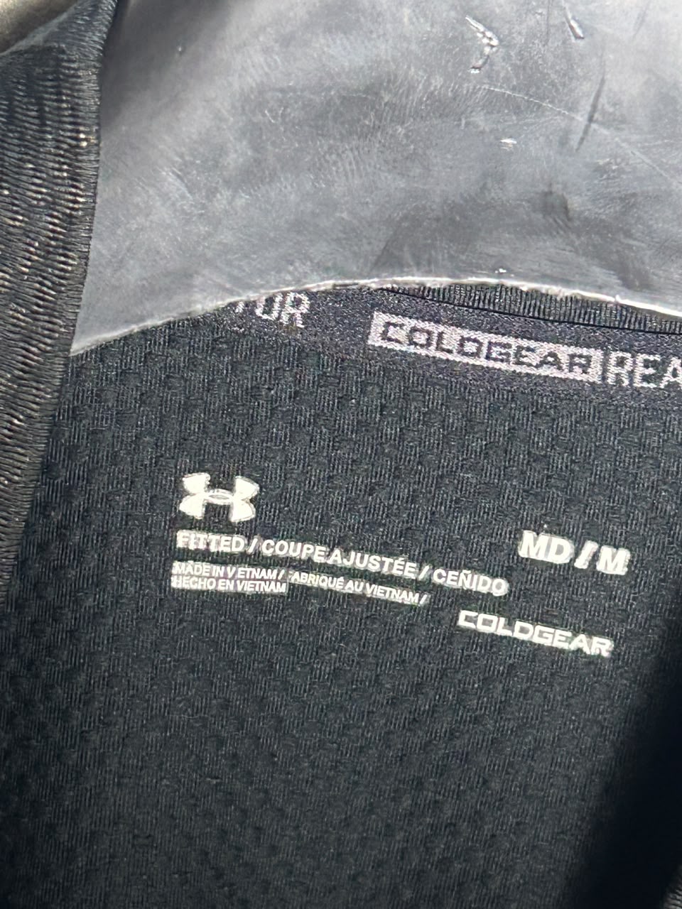 Under Armour Cold Gear Full Sleeves Black - Medium