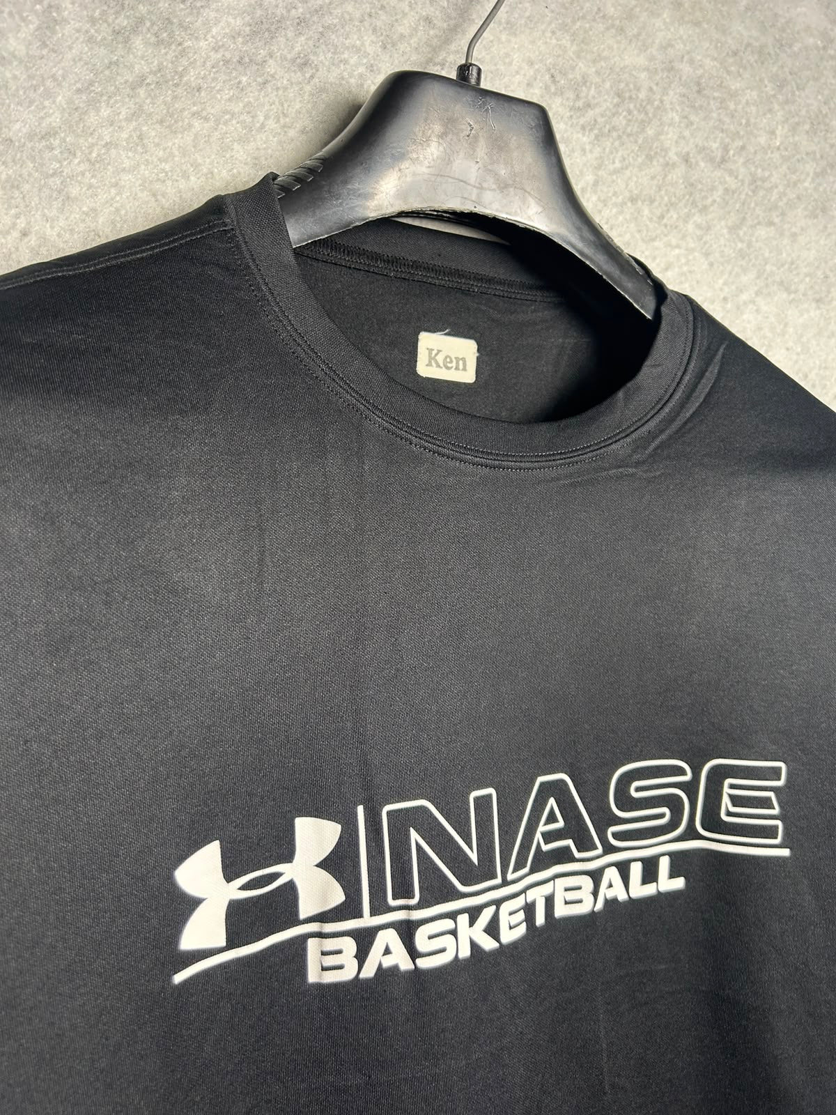 Under Armour Nase Basketball Big Logo Round Neck Black - Large