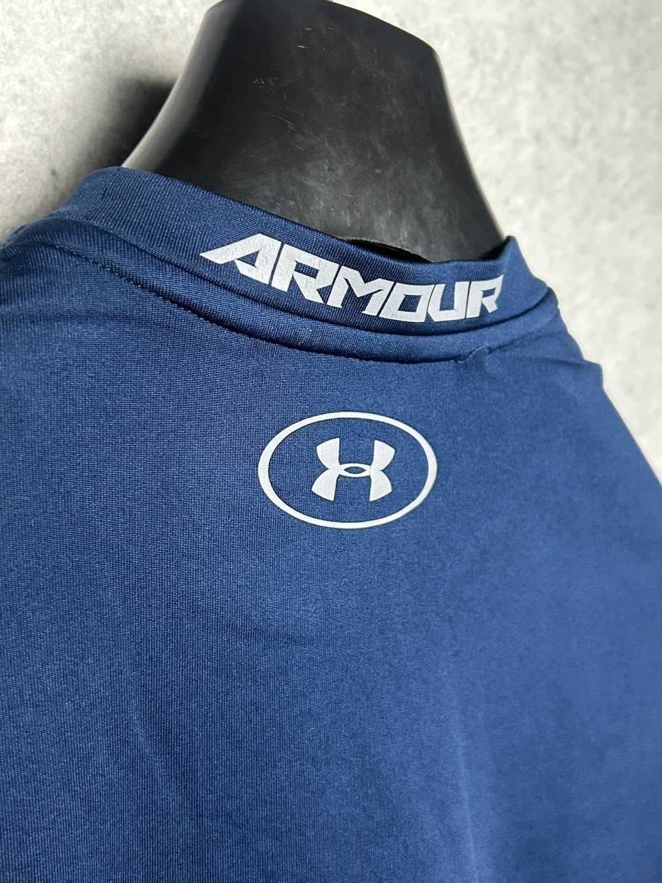 Under Armour Cold Gear Blue Full Sleeves - Medium