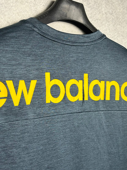 New Balance Round Neck - Medium