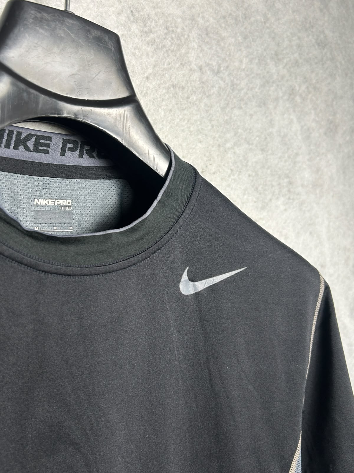 Nike Pro Black Round Neck - Medium