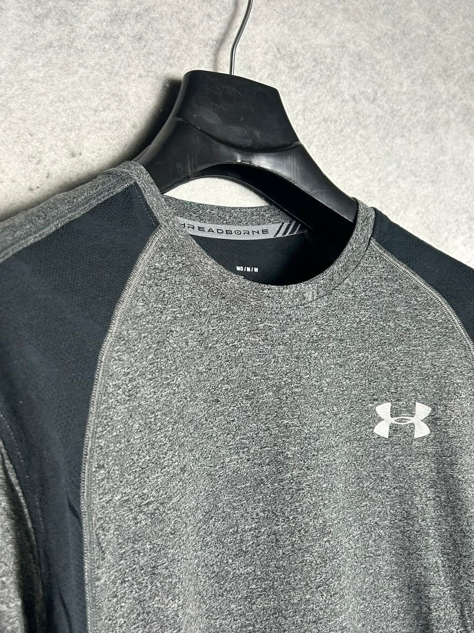 Under Armour Heat Gear Black And Grey - Medium