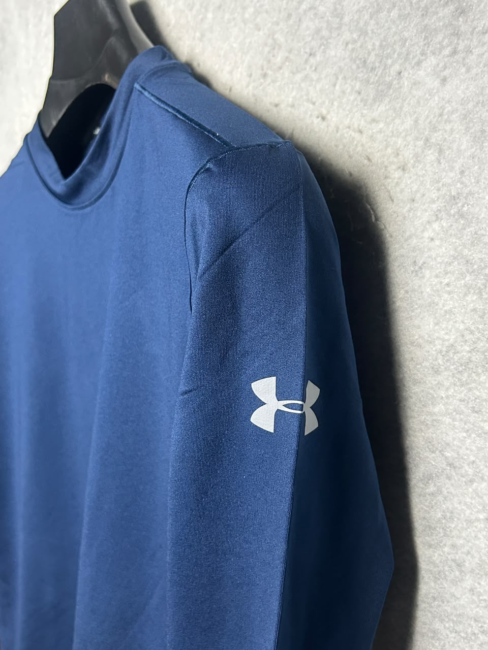 Under Armour Cold Gear Blue Full Sleeves - Medium