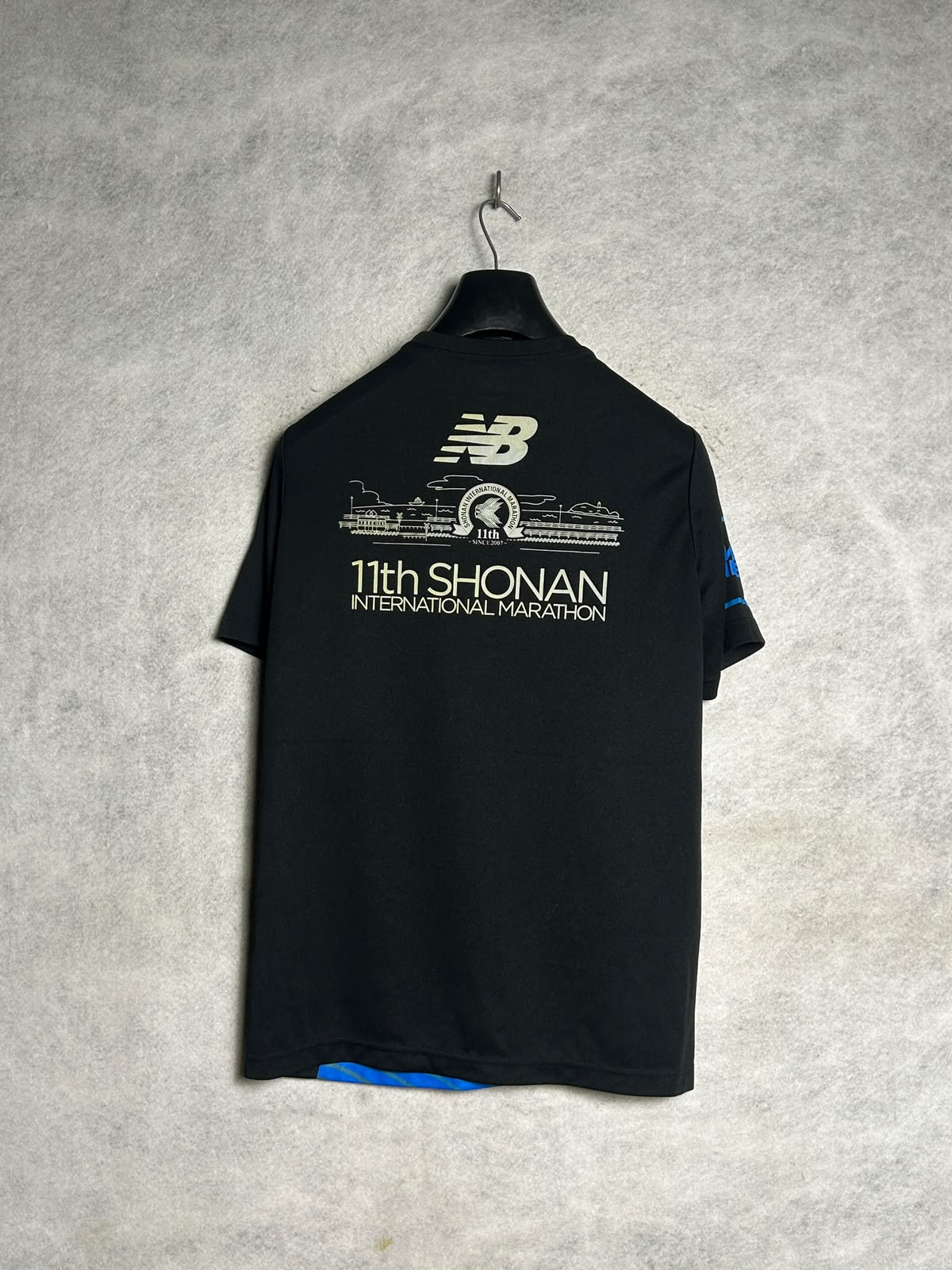 New Balance Blue Round Neck - Large