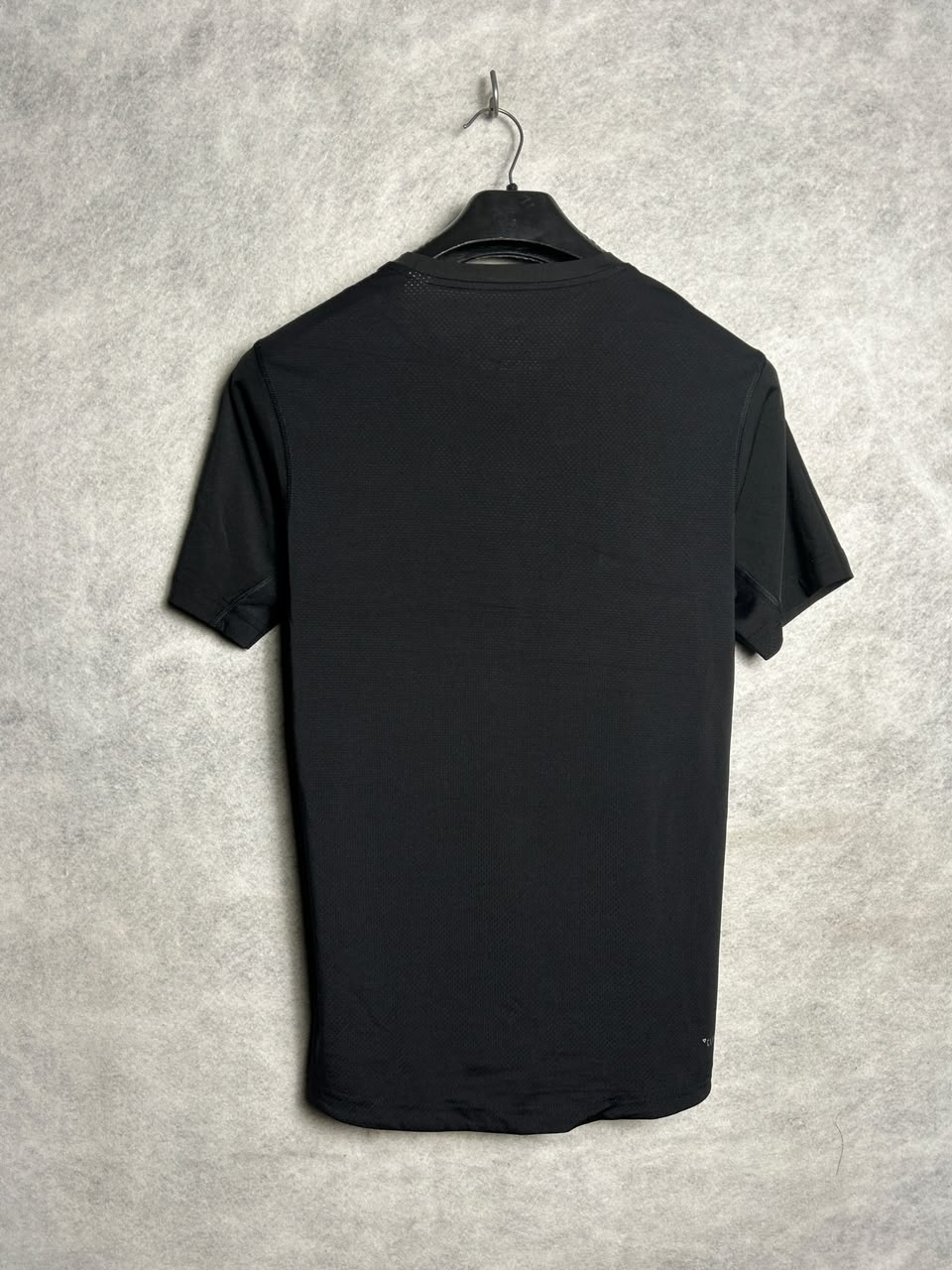 Adidas Free Lift Climacool Black Fitted Round Neck - Large
