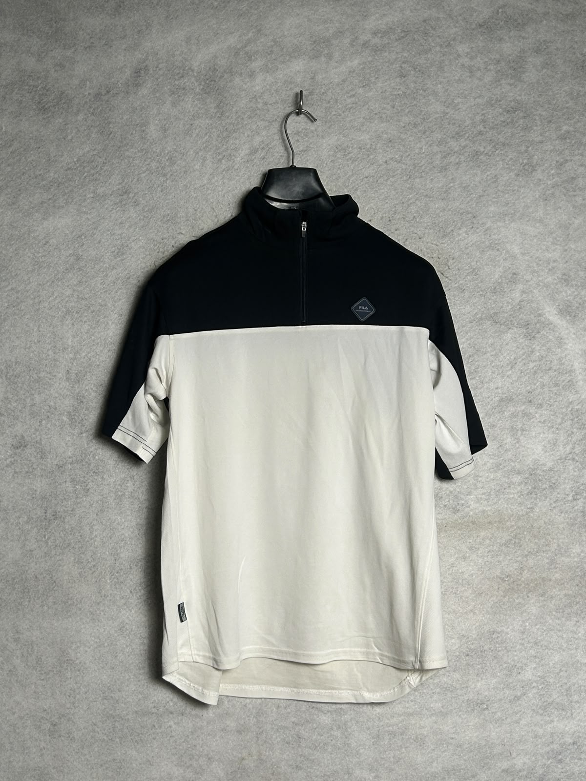 Fila Black And White Half Zip - Large