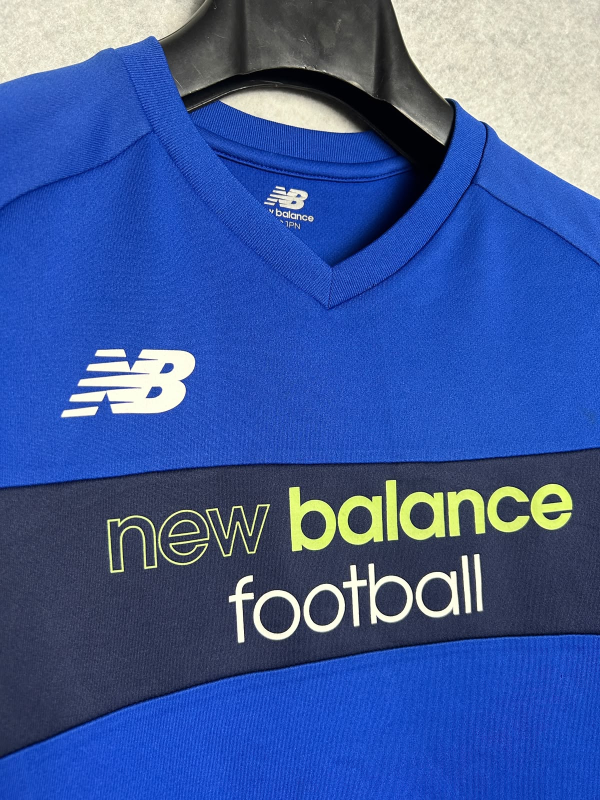 New Balance Football Big Logo Blue V Neck - Small