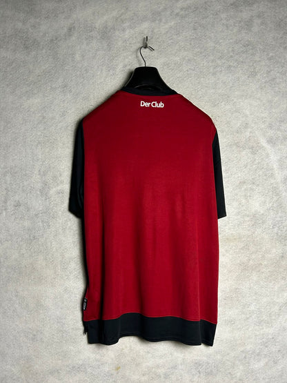 Umbro Black Round Neck - Large