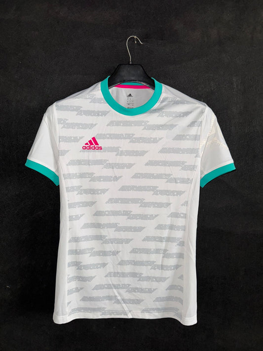 Adidas Round Neck Shirt - Medium