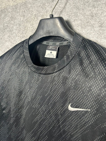 Nike Round Neck Tee - Small