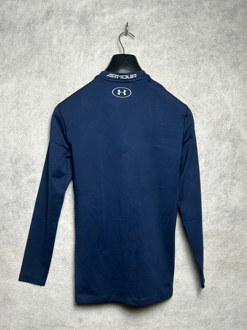 Under Armour Cold Gear Blue Full Sleeves - Medium