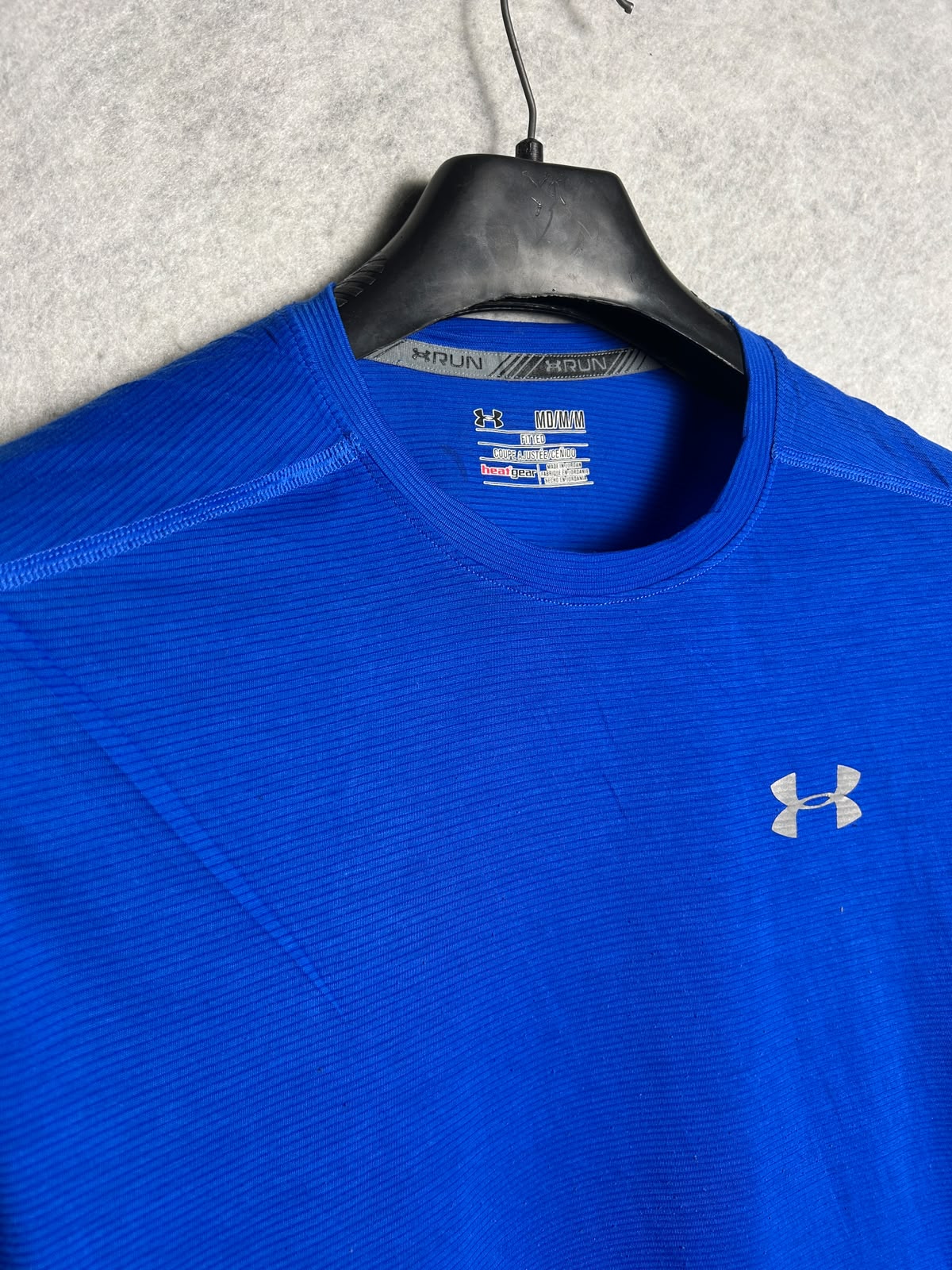 Under Armour Heat Gear Fitted Round Neck - Medium