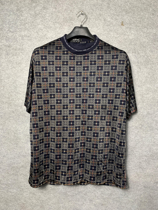 Checked Round Neck - Large
