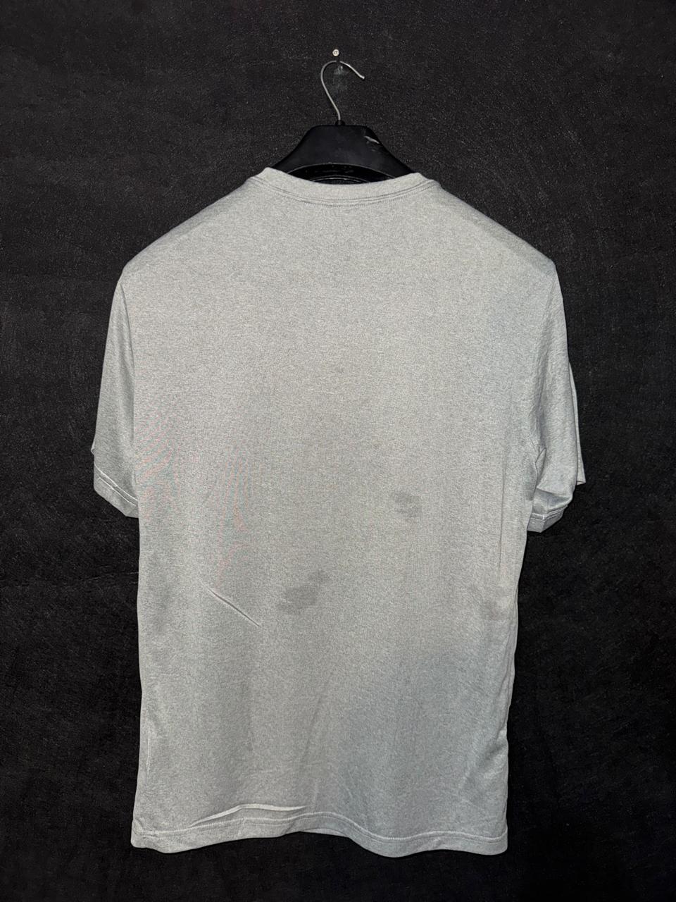 Nike Tee - Large