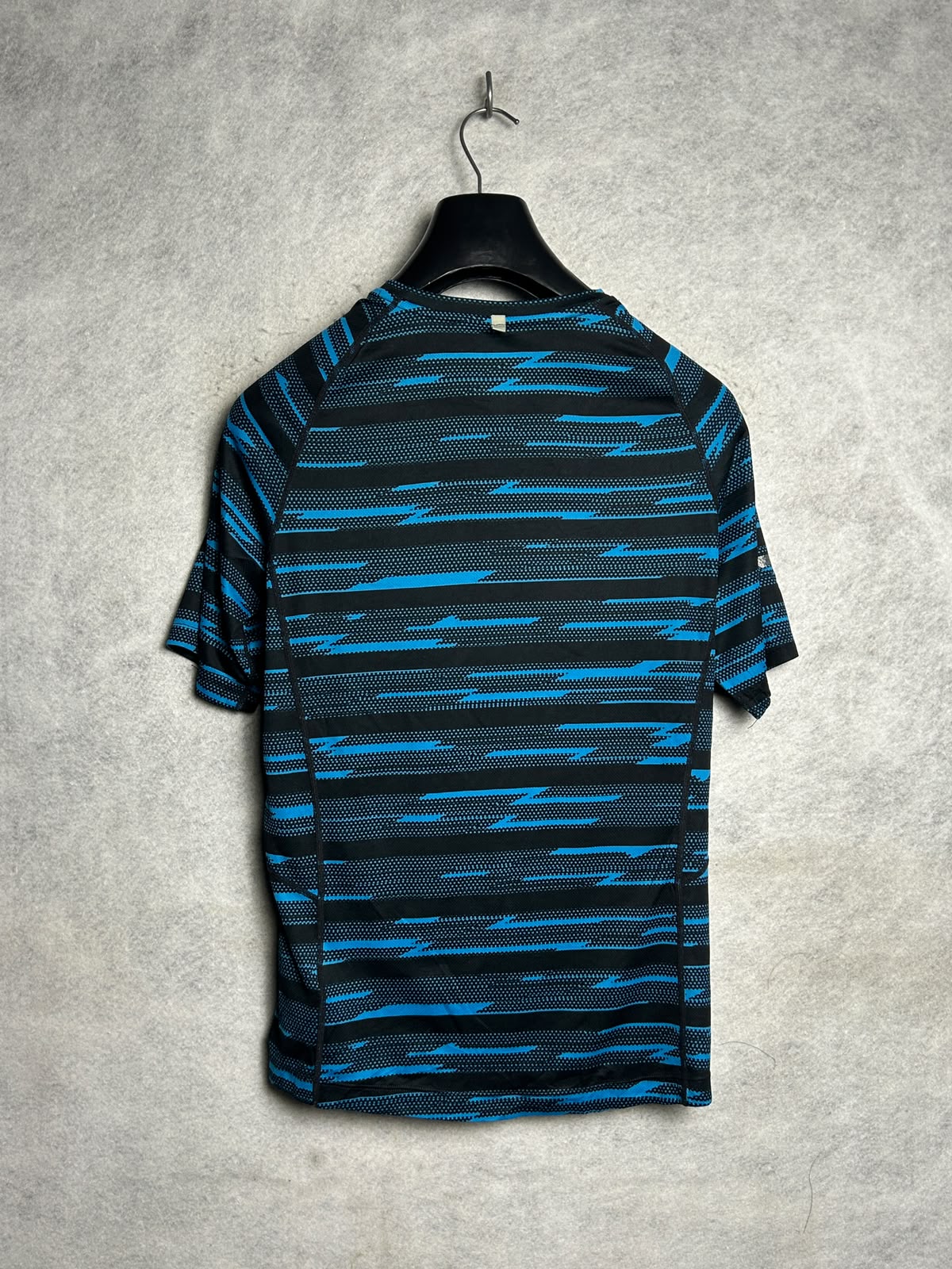 Nike Dri Fit Textured Round Neck - Small